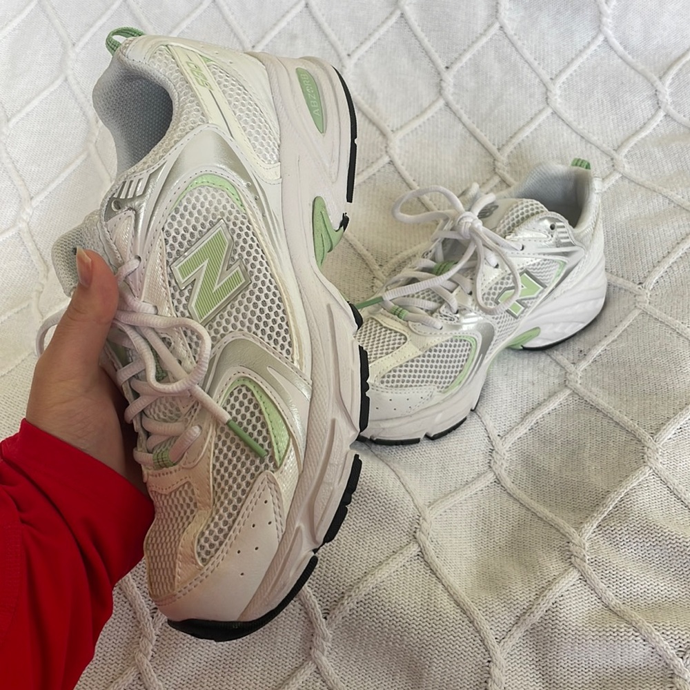 New Balance 530